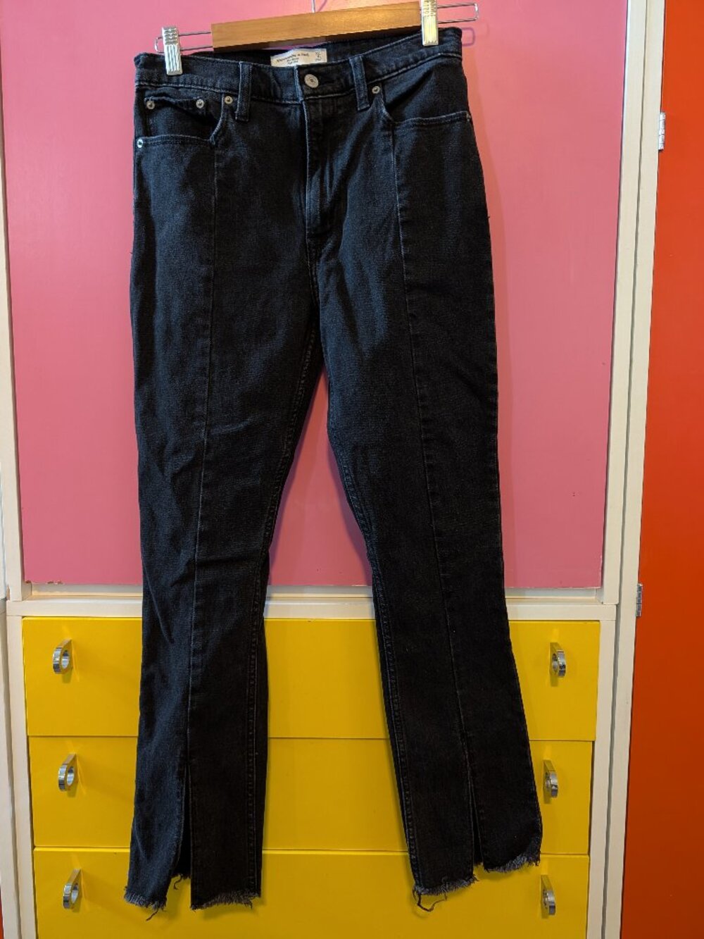 Abercrombie & Fitch The Skinny High Rise Black Jeans Split Frayed Hem Size 27